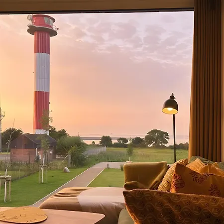 Meerglueck Am Beltblick - Mit Sauna, Blick Auf Ostsee Und Leuchtturm, Nur 150 M Zum *